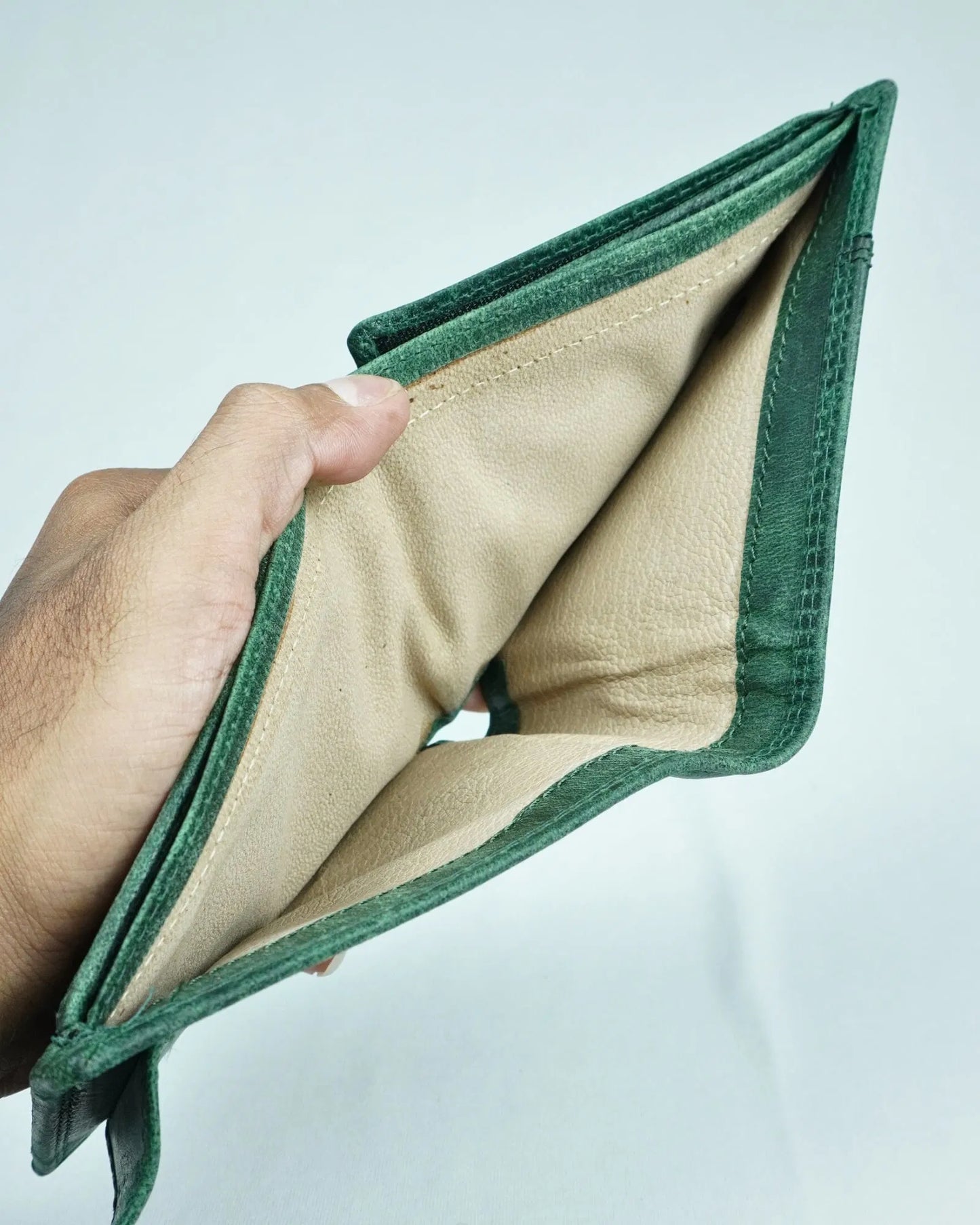 Derby – Men’s Original Leather Wallet (Rugged Green)