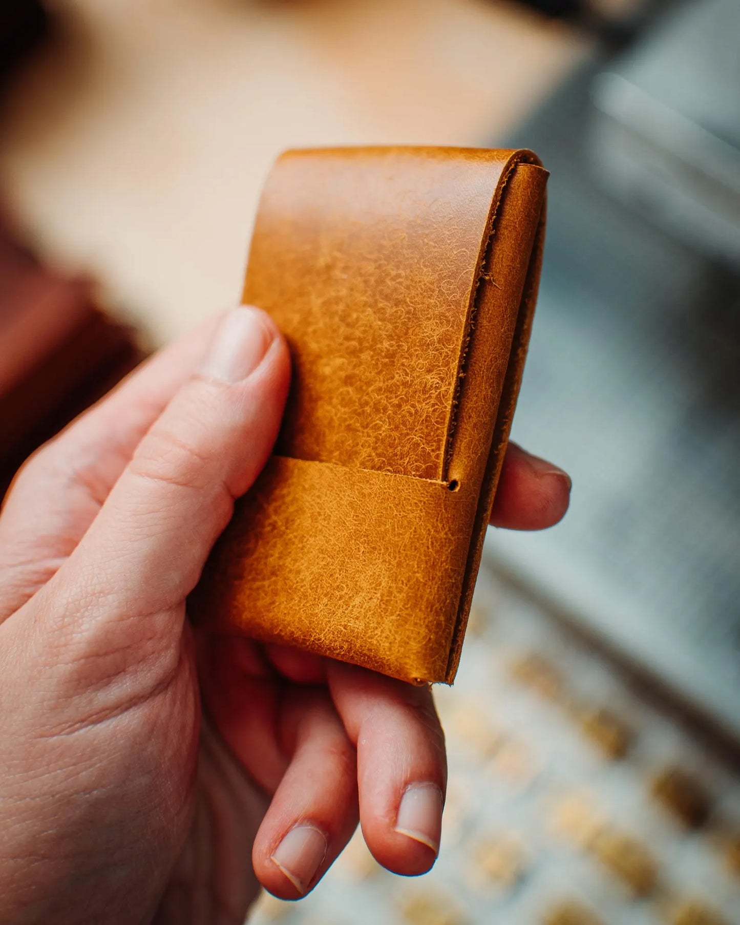 Leather Minimalist Wallet – Slim Handmade Card Holder for Men (Brown)